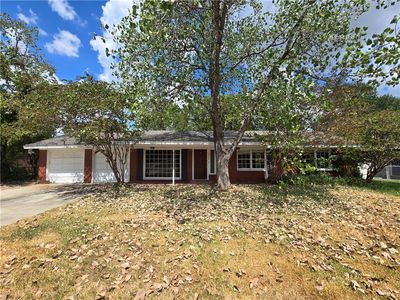 2303 Morningside Dr