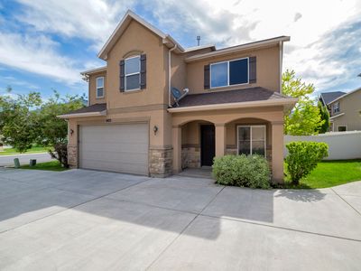 1423 E 6150 S