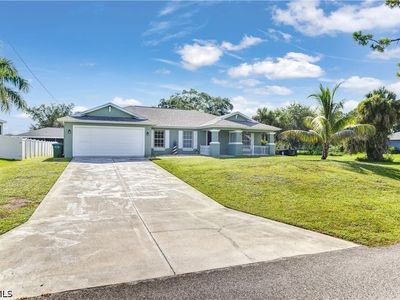 3525 NE 18th Ave