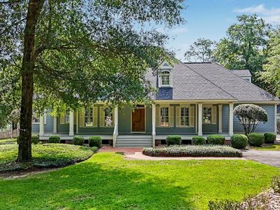 825 Forrester Pkwy
