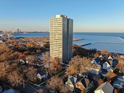 2525 S Shore DRIVE #5F