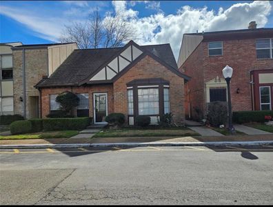 7700 Creekbend Dr APT 57