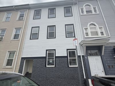186 Marion St