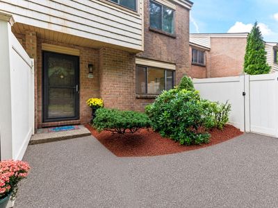 131 Greenbrook Dr #131