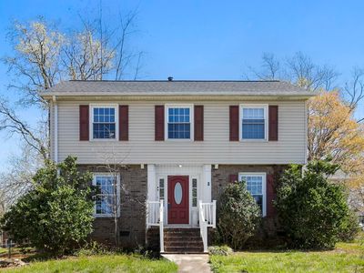200 Yorkshire Dr