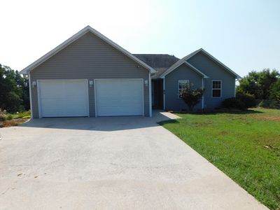 85 Addison Ln