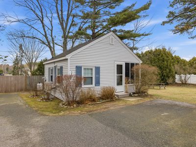 1413 Post Road #7
