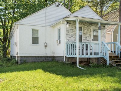Property at 404 Jane St, Vestal, NY