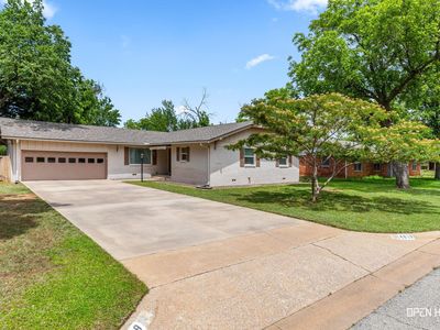4819 Alamo Dr