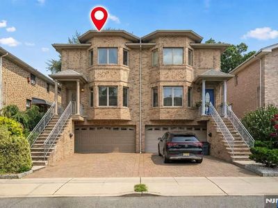 233 Knox Ave #C0001