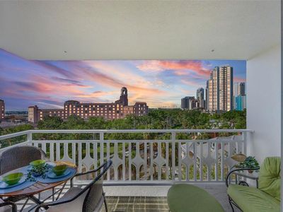 700 Beach Dr NE APT 704