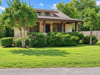 5205 Jacksboro Pike
