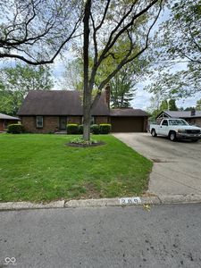 209 S Roby Dr