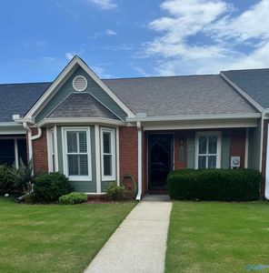 1506 Clairmont Dr SW