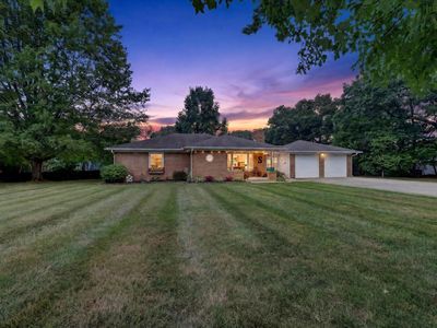 6734 Oakland Dr