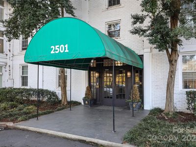 2501 Roswell Ave UNIT 303