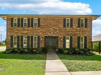 4835 Bancroft Dr