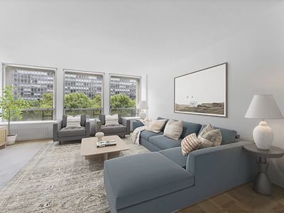 330 E 33rd St APT 6N