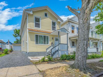 92 N Meade St
