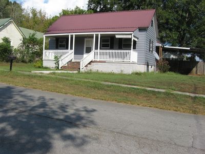 607 Magnolia St