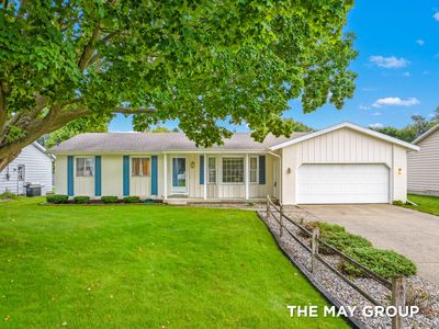 3908 Meadowood Ln SW