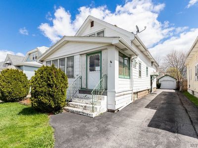 101 Eggert Rd