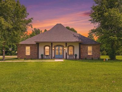 124 Wallace Ellender Rd