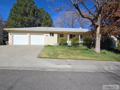 266 Apache Ave