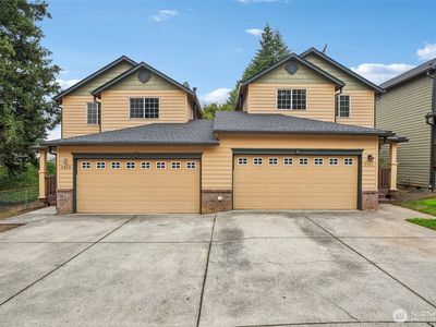 2217 NE 137th Court