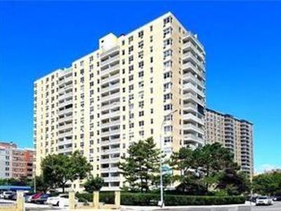 35 Seacoast Ter APT 6T