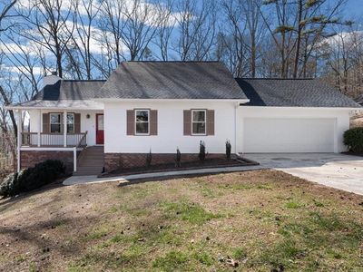 Property at 11 Ridgeview Dr SE, Silver Creek, GA
