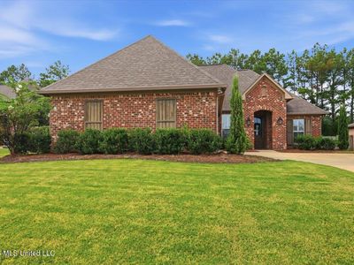 138 Charlton Dr