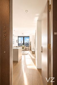 3 Court Sq APT 4901