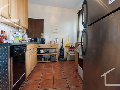 96 Linden St APT 2