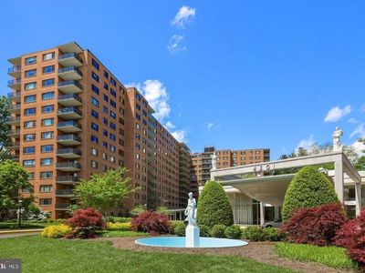 4201 Cathedral Ave NW APT 923W
