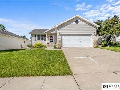 7007 Grand Lake Dr
