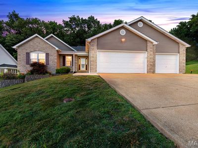 5046 Annette Dr