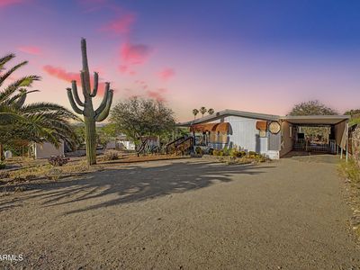 401 E QUEEN CREEK Drive