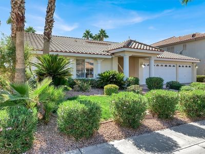 1413 October Oak Ave