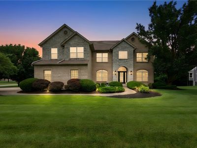 Property at 6694 Eagle Creek Dr, Liberty Township, OH