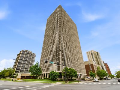 6700 S South Shore Dr APT 22G