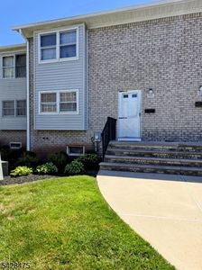 Property at 1030 Robin Rd, Hillsborough, NJ