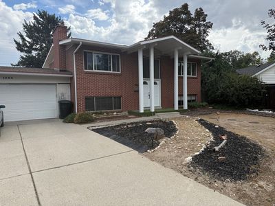 1244 E Greenfield Cir