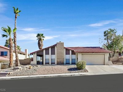 3864 Alice Ln