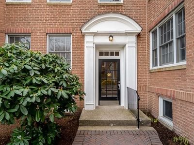 46 Browne St APT 1