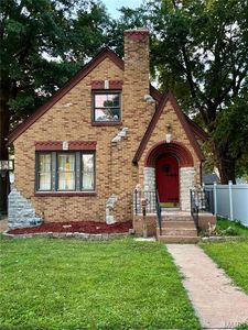 111 E Olive St
