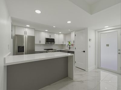 8970 S Hollybrook Boulevard #205