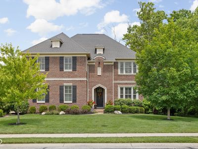 4529 Panthera Leo Dr