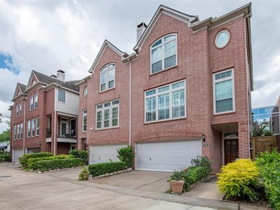 34 Waugh Dr Unit D
