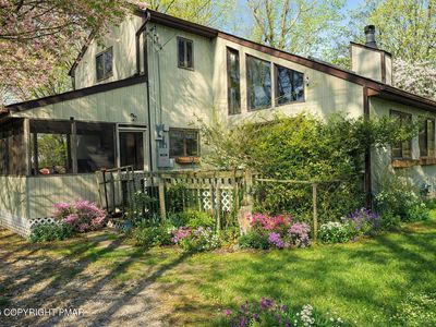 1119 Cranberry Dr